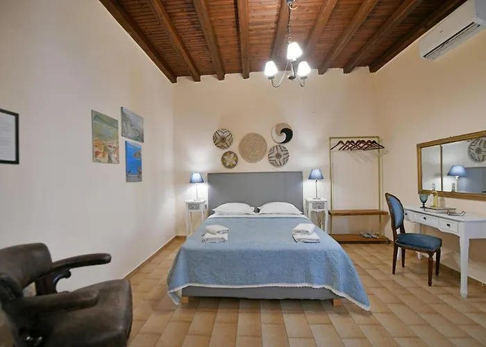 Athina Guesthouse