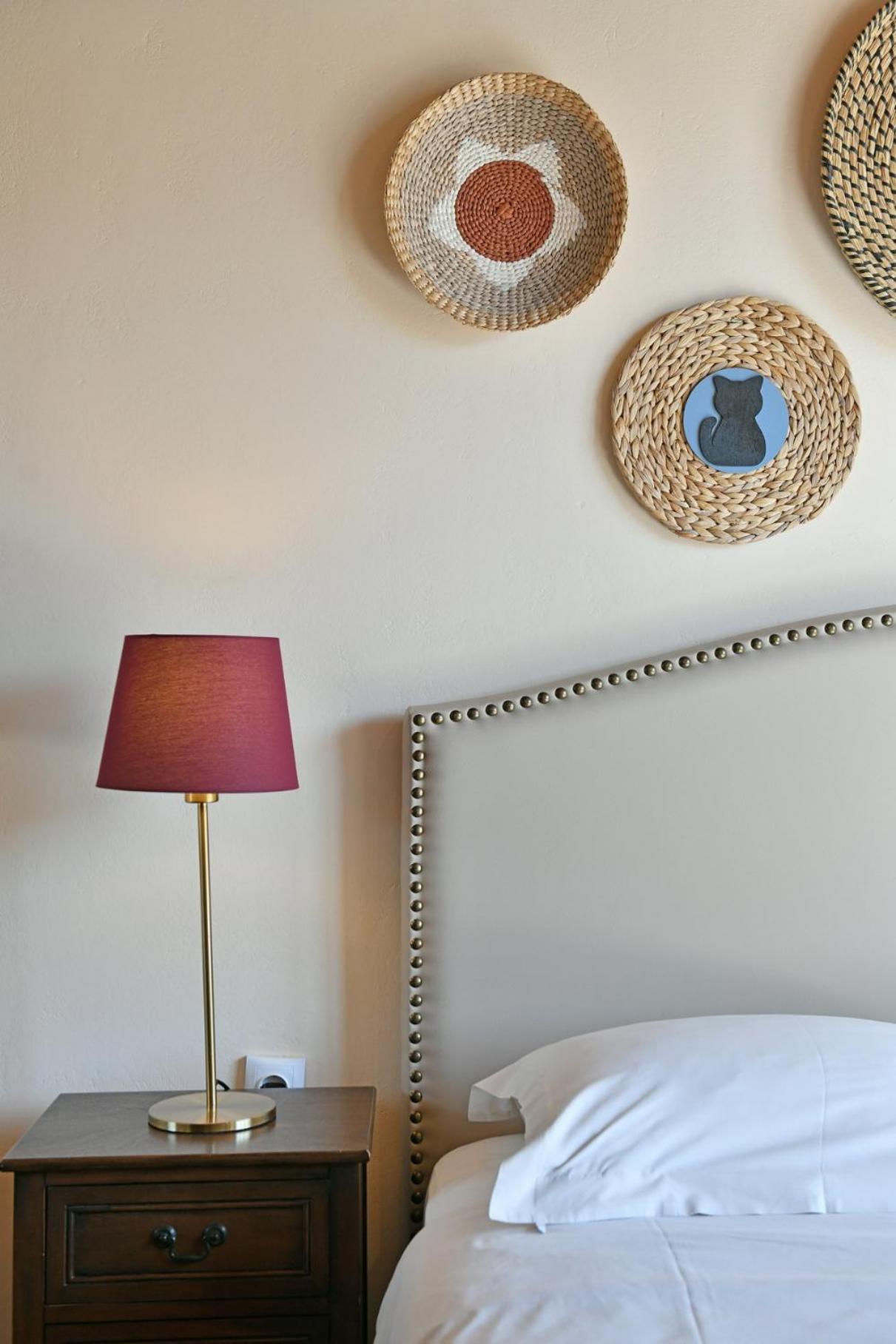 Athina Guest house